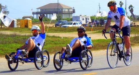 Wounded Warriors giving the Victory sign