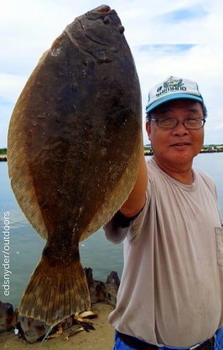 Chie Lin of Sugar Land TX nabbed this nice flounder while fishing a finger mullet