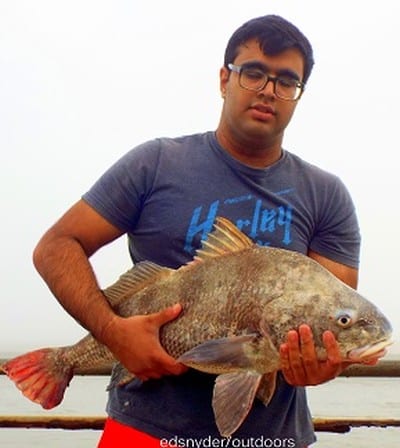 Sugar Land TX angler Yani Ilyas fished live shrimp to catch and release this 30 plus inch bull drum