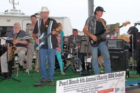 3 Way Switch entertained the Friday night crowd